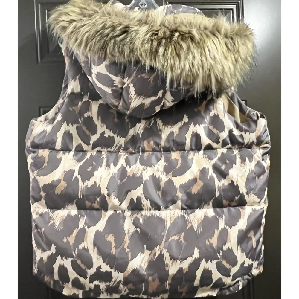 COACH Signature NWT Leopard Puffer Vest Faux Fur Removable Hood Women Sz Large - Picture 10 of 14